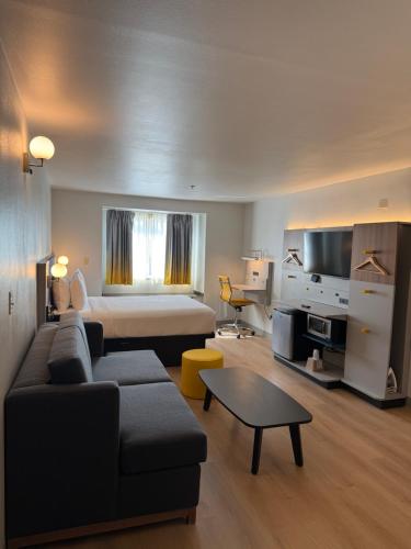 suite hotels in Baton Rouge