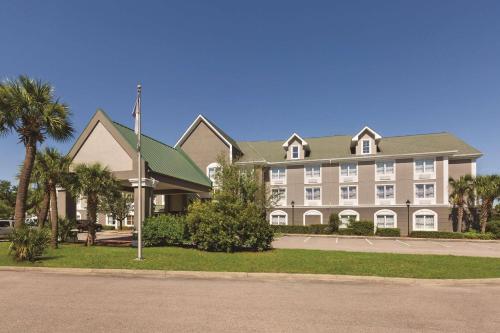 Country Inn & Suites by Radisson, Beaufort West, SC - Best Hotels in Beaufort, SC
