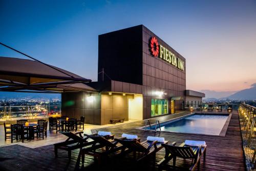 Fiesta Inn Monterrey Fundidora - Best Parking Hotels in Monterrey