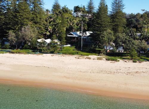 Kims Beachside Retreat - Best Hotels New South Wales