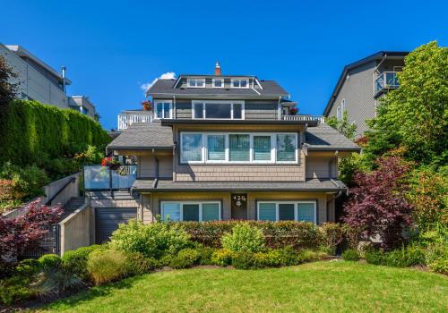 Crystal's View Bed & Breakfast - Best Hotels with Free Breakfast in Vancouver, Canada