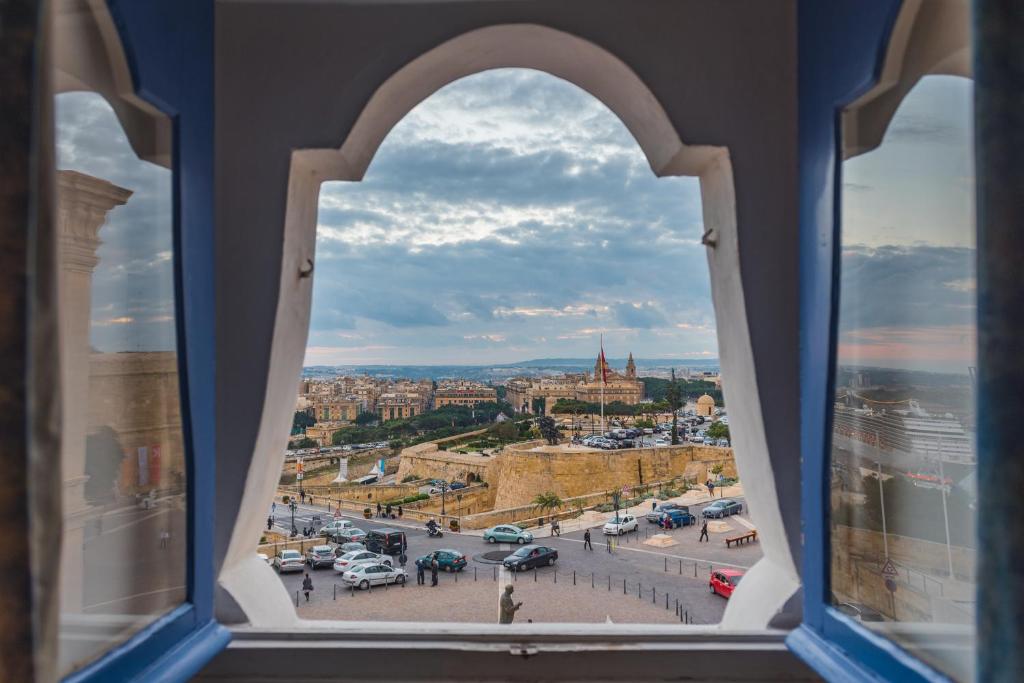 Hotel Castille - Best Hotels in Valletta