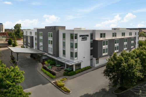 SpringHill Suites by Marriott Columbus OSU - Best Pool Hotels in Columbus, OH