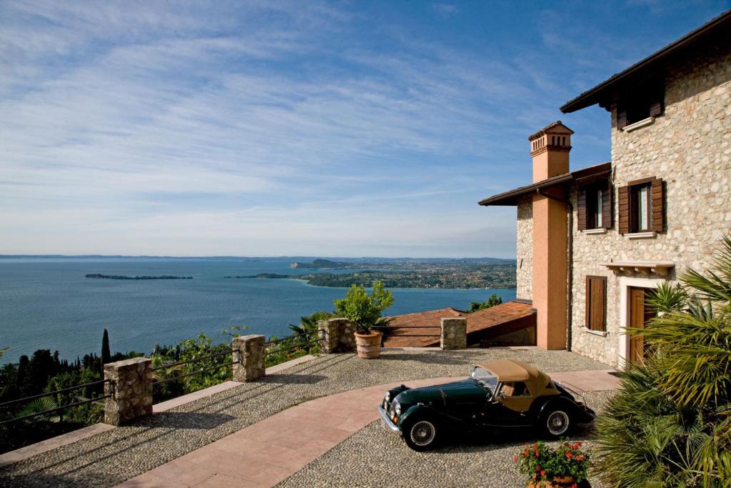 Dimora Bolsone - Best Hotels in Lake Garda