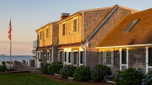 Inn on the Beach - Best Beach Hotels Cape Cod