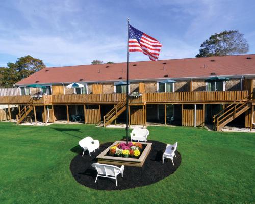 Cape Winds Resort - Best Business Hotels in Cape Cod, MA