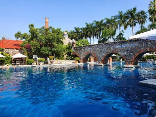 Hotel Hacienda Vista Hermosa - Best Pool Hotels in Mexico City & Central Mexico