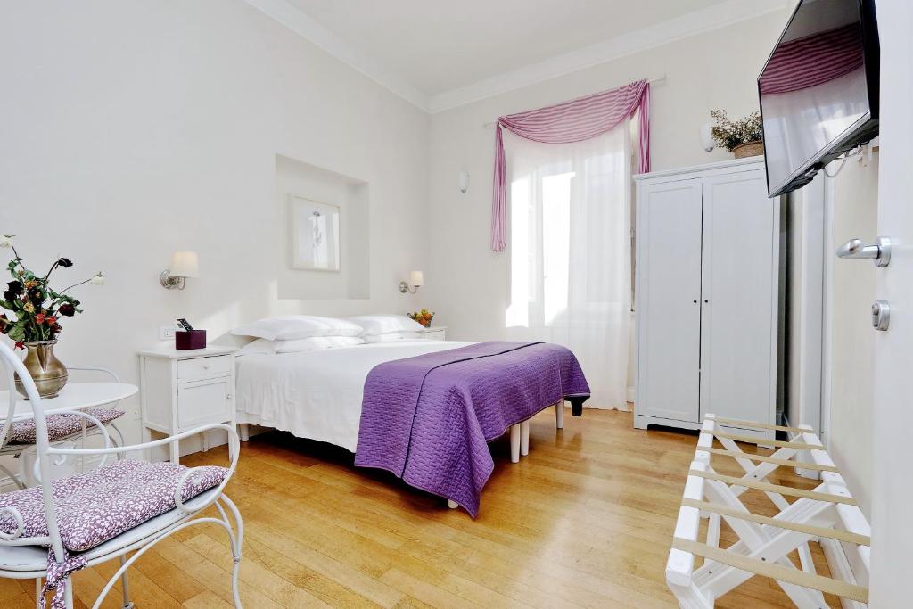 Guest House Amaranto Romano - Best Hotels in Monti, Rome
