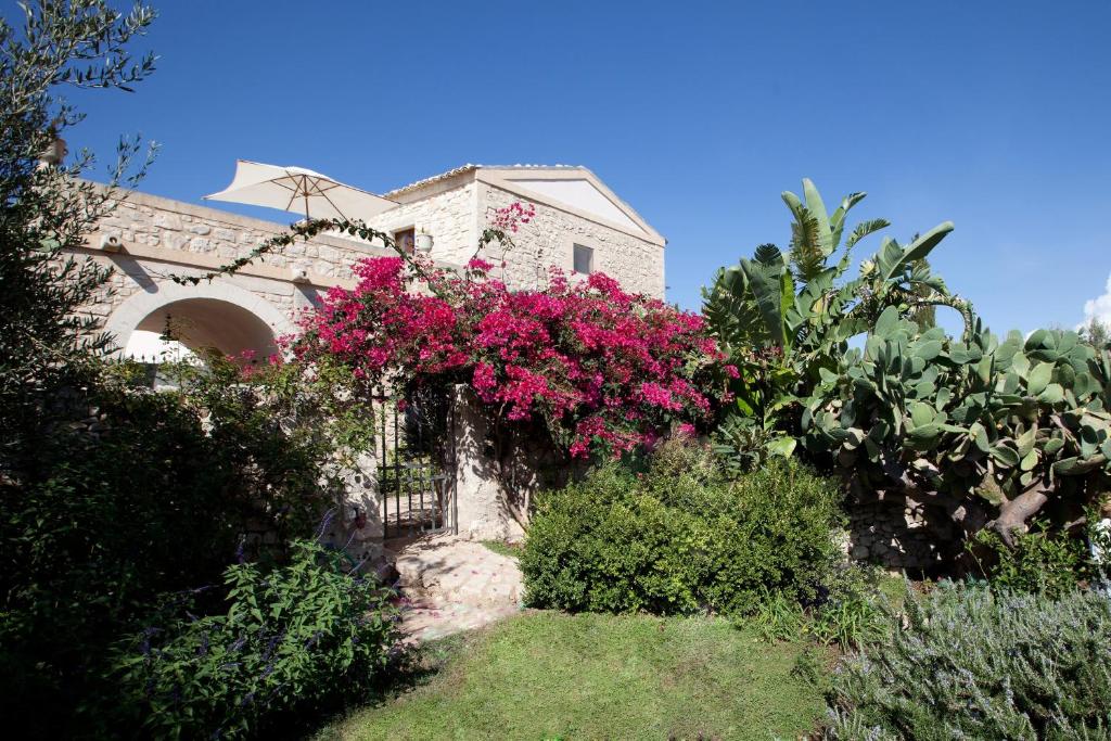Tenuta Cammarana - Best Hotels in Sicily