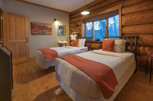 Inn on the Lake - Whitehorse - Best Hotels in the Yukon