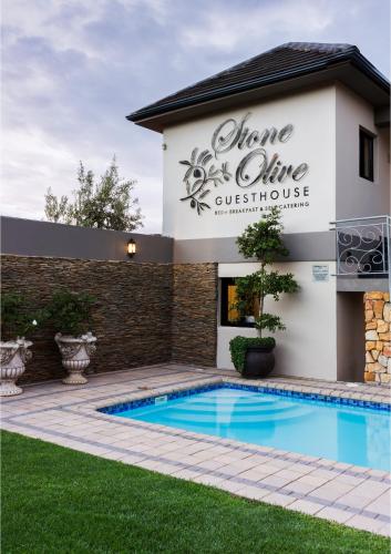 Stone Olive Guesthouse - Best Hotels Eastern Cape