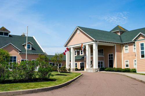 Rodd Crowbush Golf & Beach Resort - Best Golf Hotels in Canada