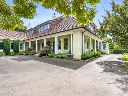 Peppers Manor House - Best Parking Hotels in Australia