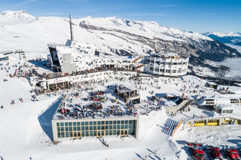 GALAAXY Mountain Hostel - Best Hotels in Laax