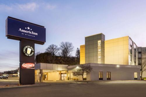 hotels with suites in Rochester