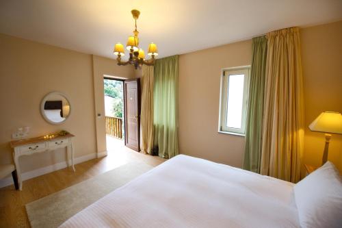 Mir Boutique Hotel