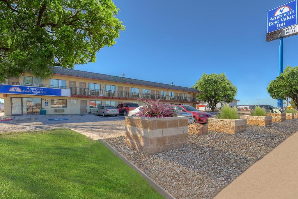 Americas Best Value Inn Amarillo Airport/Grand Street - Best Hotels in Texas