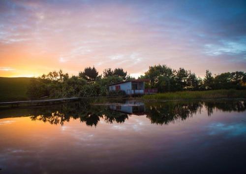 The Lakes - Kai Iwi Lakes Exclusive Retreat - Best Hotels in Northland