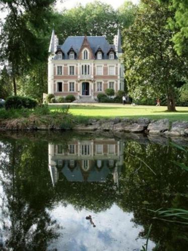 Maison d'hôtes Le Manoir de Contres - Best Hotels in Loire Valley