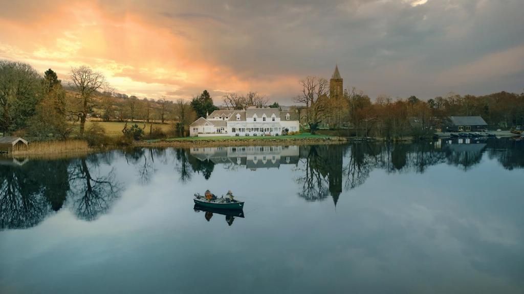 Karma Lake Of Menteith Hotel - Best Hotels in Stirlingshire