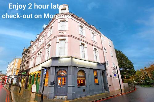 Church Street Hotel by Belvilla near The Oval London - Great Value Hotels in London