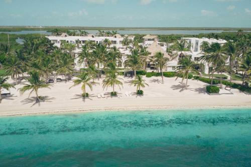 Las Terrazas Resort - Best Hotels in Ambergris Caye
