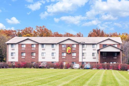hotels with suites in Cleveland