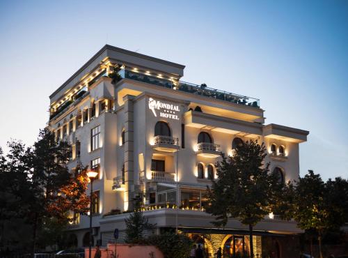 Mondial Hotel - Best Parking Hotels in Albania