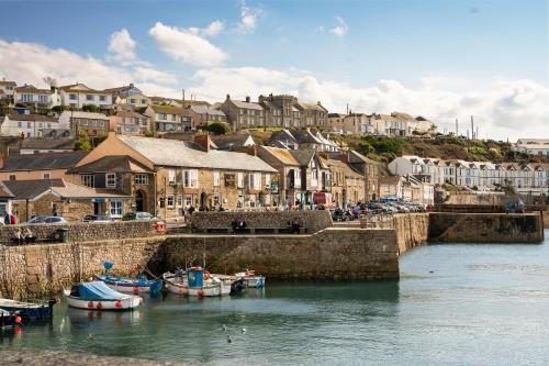 Harbour Inn - Best Hotels in Cornwall