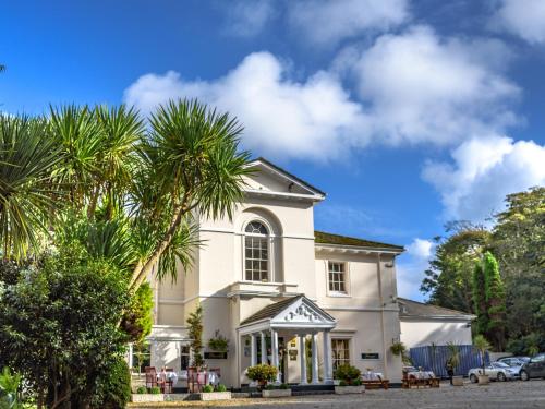 Penventon Park Hotel - Best Hotels With Pools in Cornwall