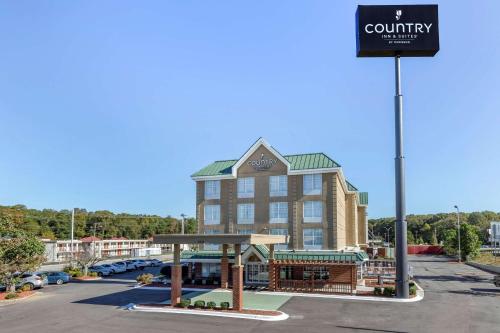 Country Inn & Suites by Radisson, Lumberton, NC - Best Radisson Hotel Group in North Carolina