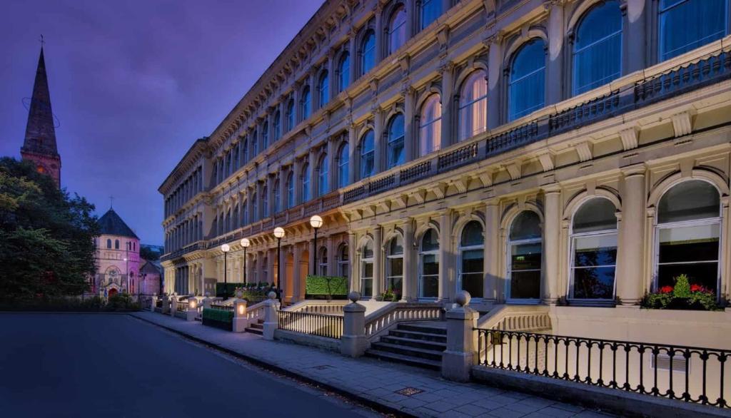 Glasgow Grosvenor Hotel - Best Family Hotels in Scotland