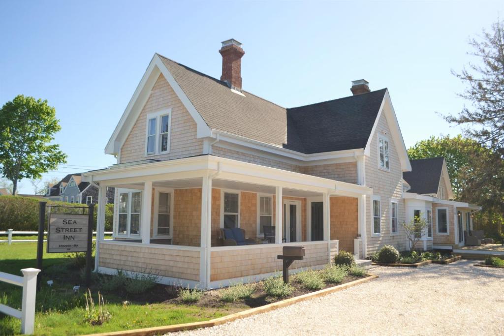 Sea Street Inn - Best Hotels in Massachusetts