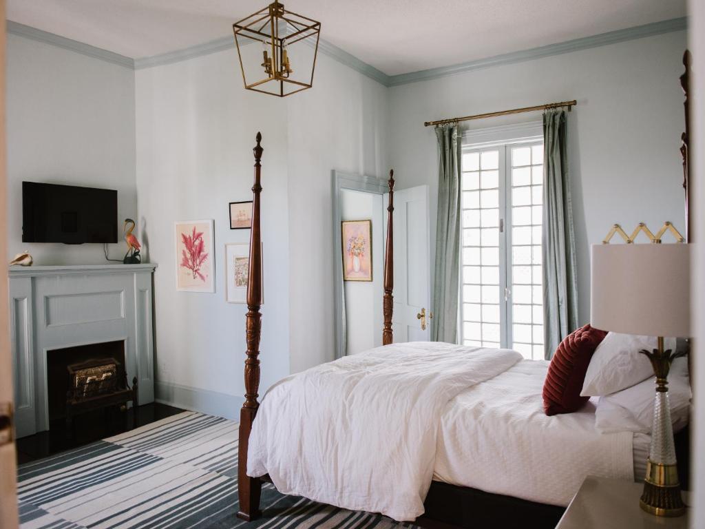 Carr Mansion - Best Hotels in Texas