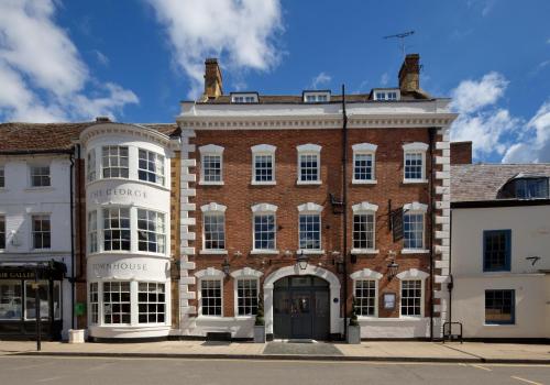 The George Townhouse - Best Hotels in Warwickshire