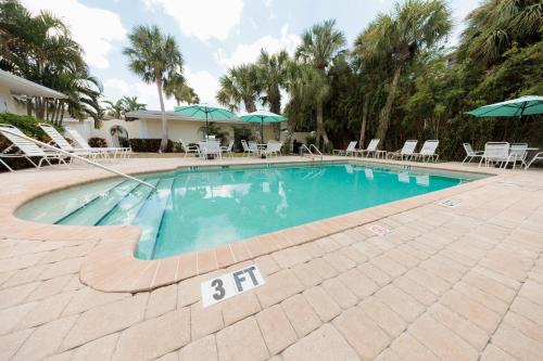 The Sea Spray Resort