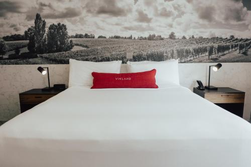 Vinland Hotel and Lounge - Best Hotels in Solvang