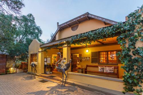 Riverside Guest Lodge - Best Hotels in Western Cape