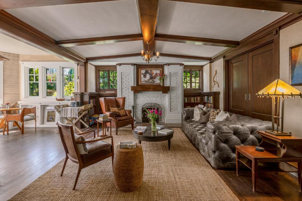 The Venice Beach House - Los Angeles Hotels with Suites