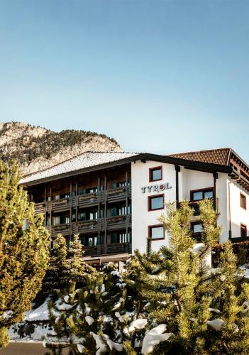Hotel Tyrol - Best Hotels in Selva di Val Gardena