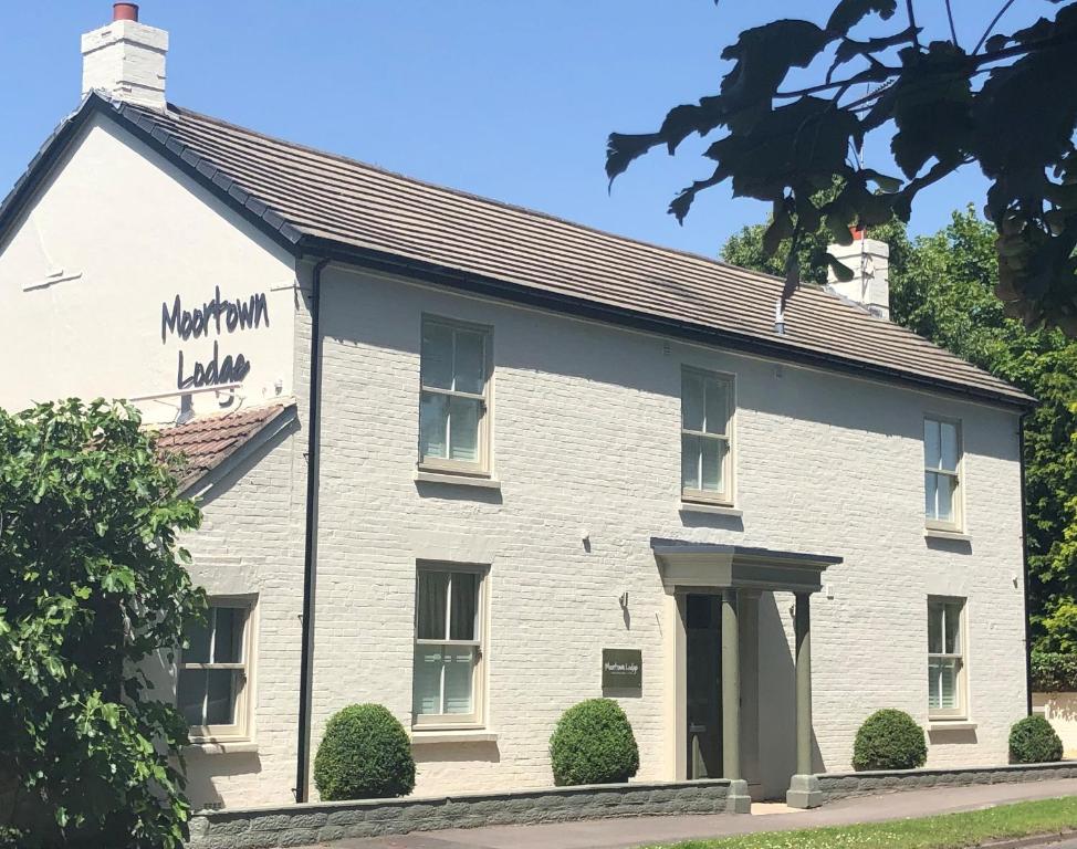 Moortown Lodge B&B - Best Hotels in Hampshire