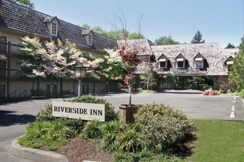 Riverside Inn - Best Hotels in Oregon