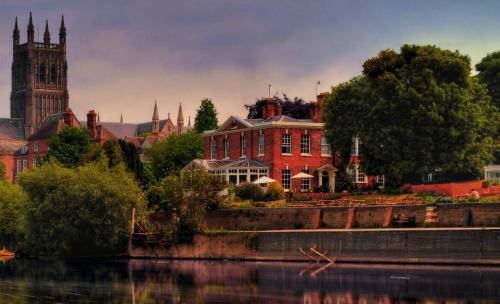 Diglis House Hotel - Best Hotels in Worcester