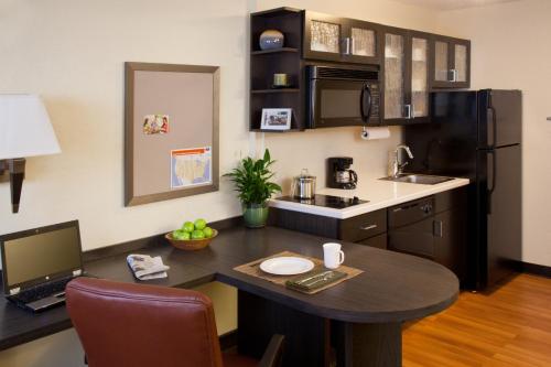 hotels with suites in Maryland