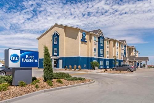 hotels with suites in Colorado