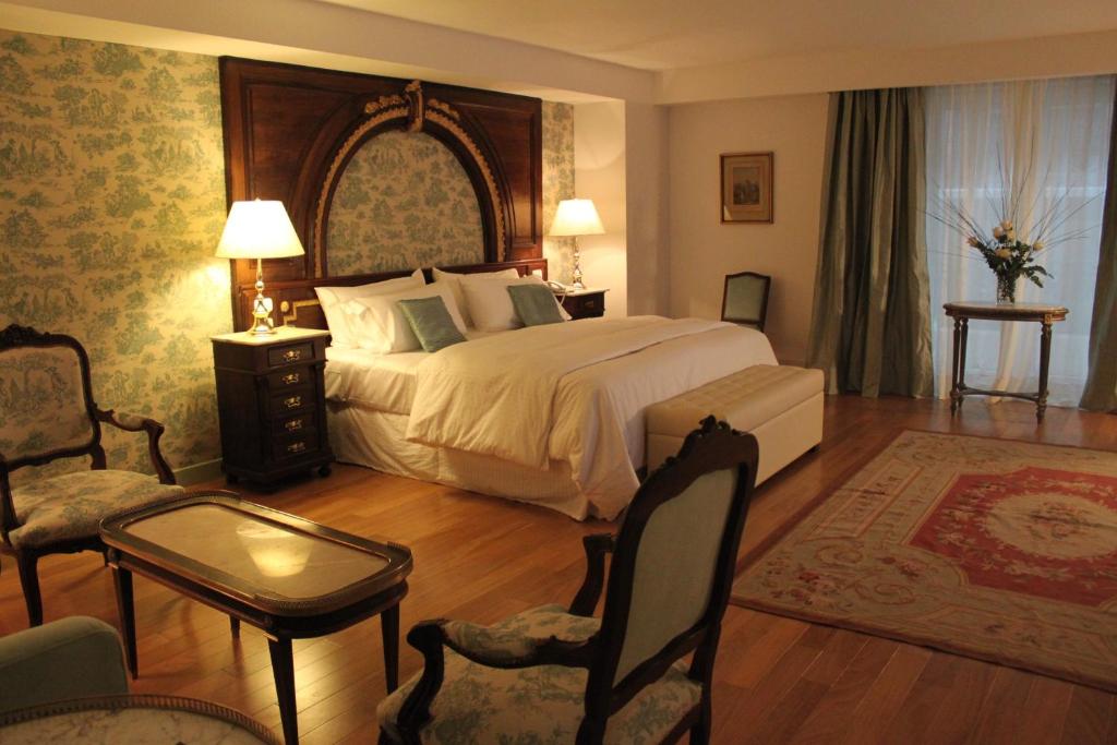 Hotel Club Frances - Best Hotels in Buenos Aires