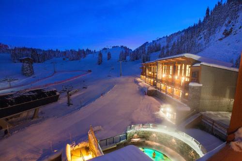 Sunshine Mountain Lodge - Best Spa Hotels in Alberta
