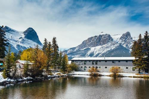 Lamphouse By Basecamp - Best Hotels in Canmore