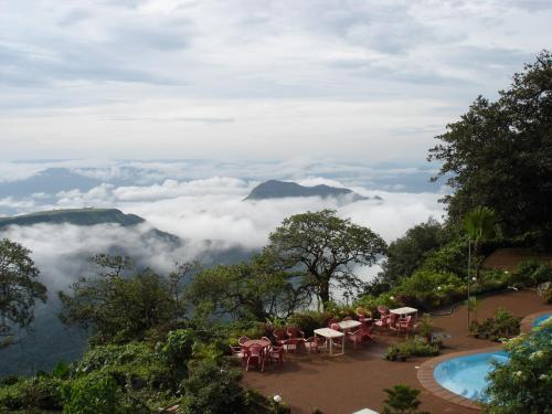 Lords Central Hotel - Best Hotels in Matheran