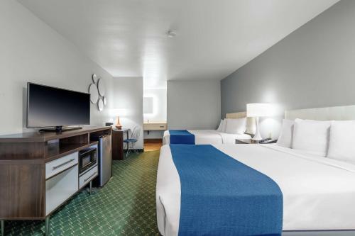 Studio 6 Suites Flagstaff AZ